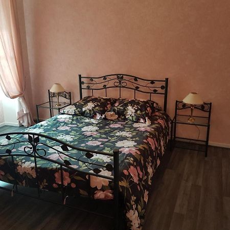 La Maison De Lola Port-en-Bessin-Huppain Εξωτερικό φωτογραφία